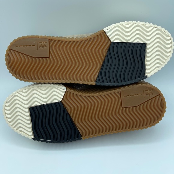 AW SKATE SNEAKERS - Picture 5 of 7